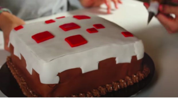 real life minecraft cake